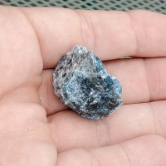 Natural Raw Apatite Crystal  #9 stone - Picture 5 of 8
